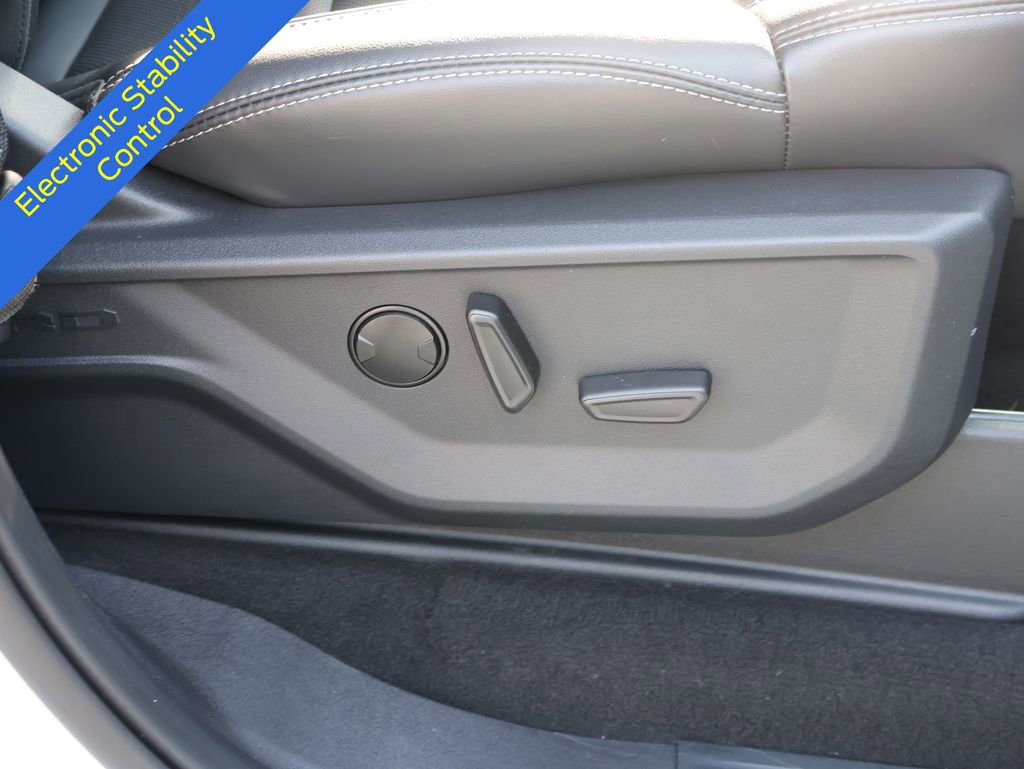 Certified 2025 Ford Expedition Platinum image 10