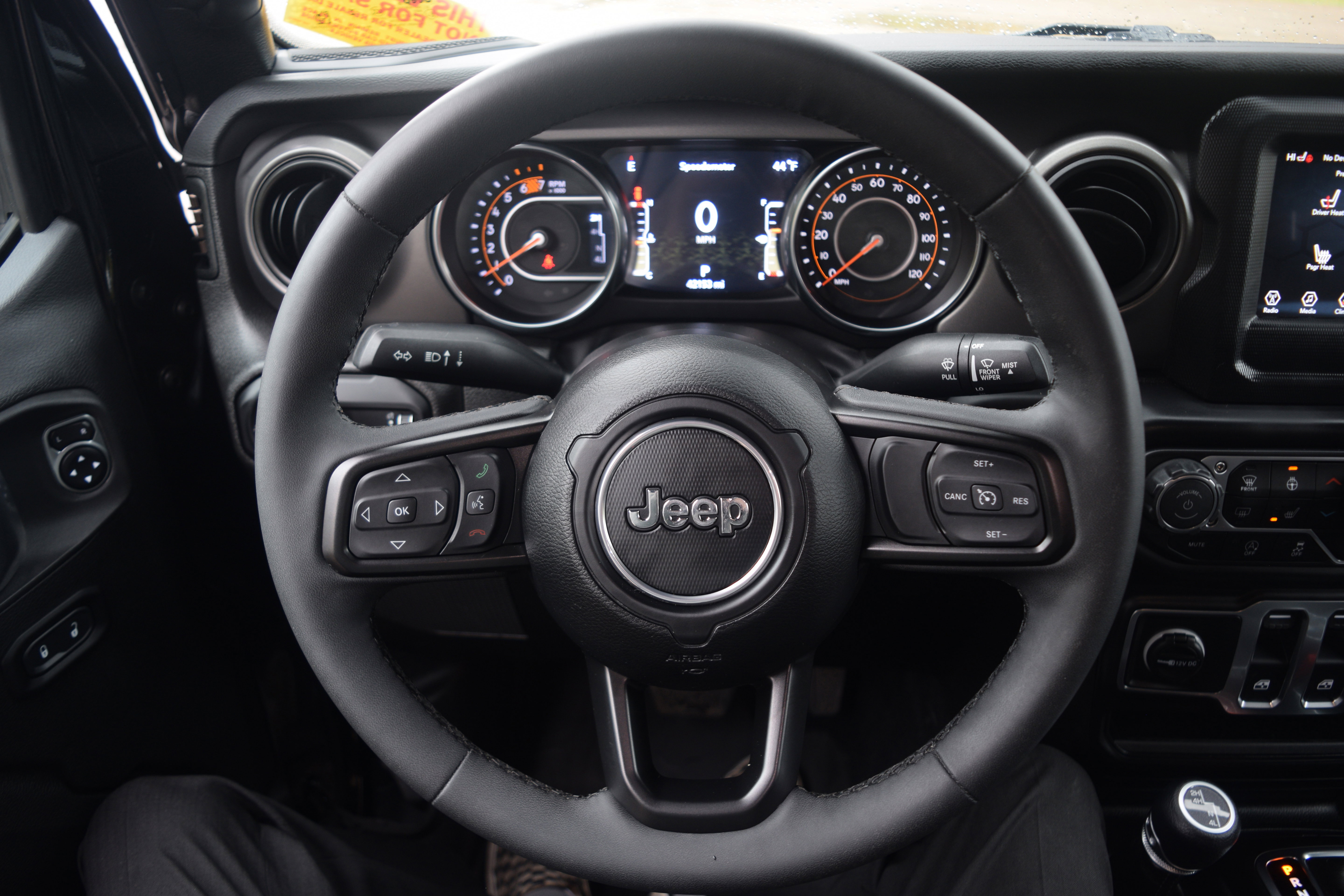 Used 2023 Jeep Wrangler Sport S image 4