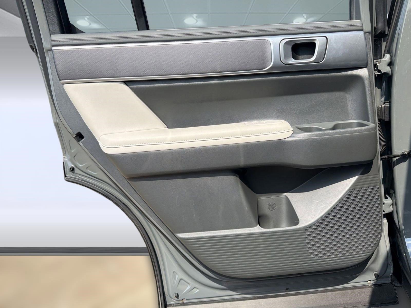 Used 2024 Hyundai Santa Fe SEL FWD image 26