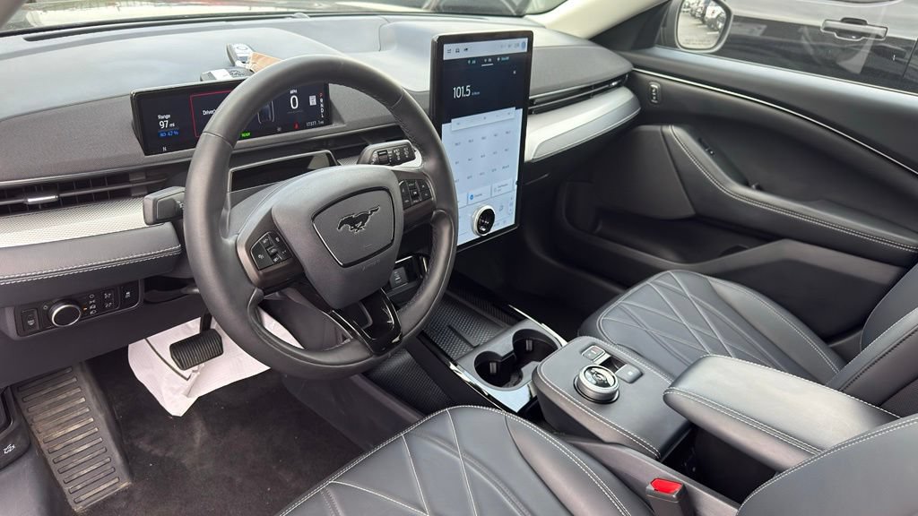 Certified 2023 Ford Mustang Mach-E Select AWD/4WD image 9