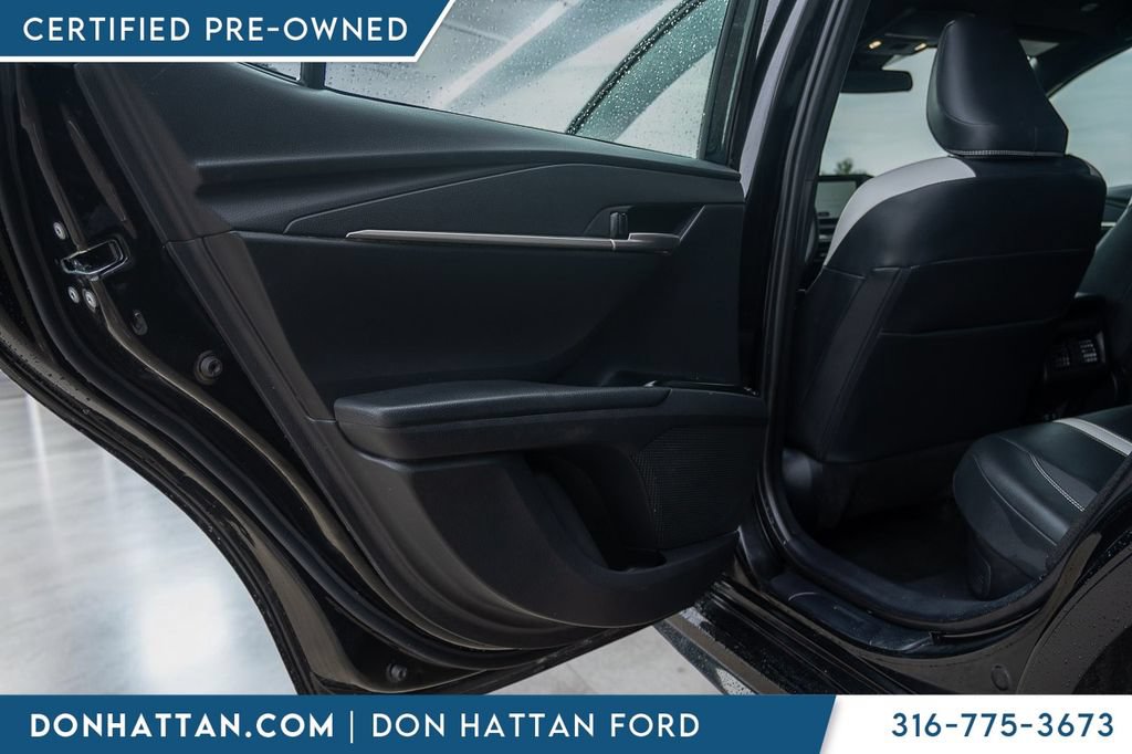Used 2025 Toyota Camry SE FWD image 18