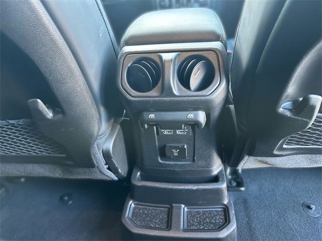 Used 2024 Jeep Wrangler Unlimited Rubicon 4xe image 24