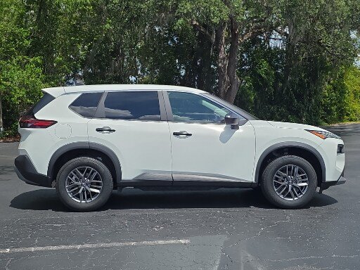 Used 2023 Nissan Rogue S FWD image 8
