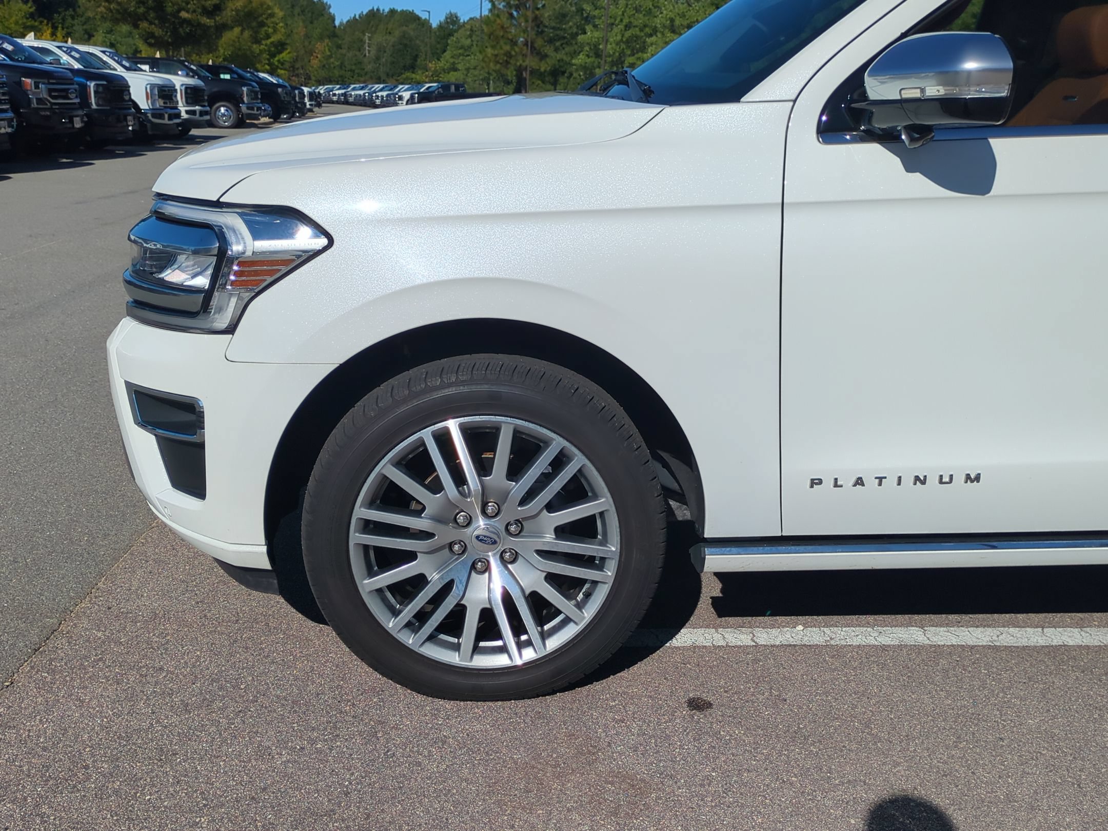 Certified 2023 Ford Expedition Max Platinum AWD/4WD image 11