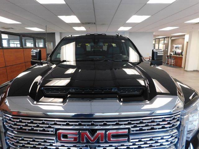 Used 2022 GMC Sierra 2500 Denali image 11