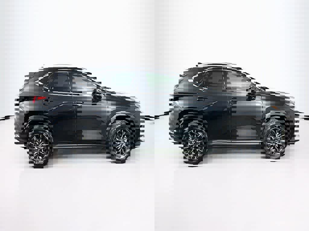 Used 2024 Lexus NX 250 FWD w/ Cold Area Package image 6