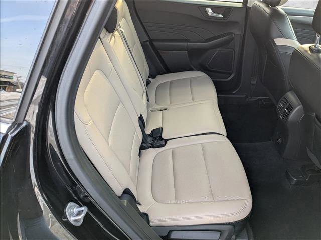 Certified 2022 Ford Escape Titanium w/ Class II Trailer Tow Package image 23