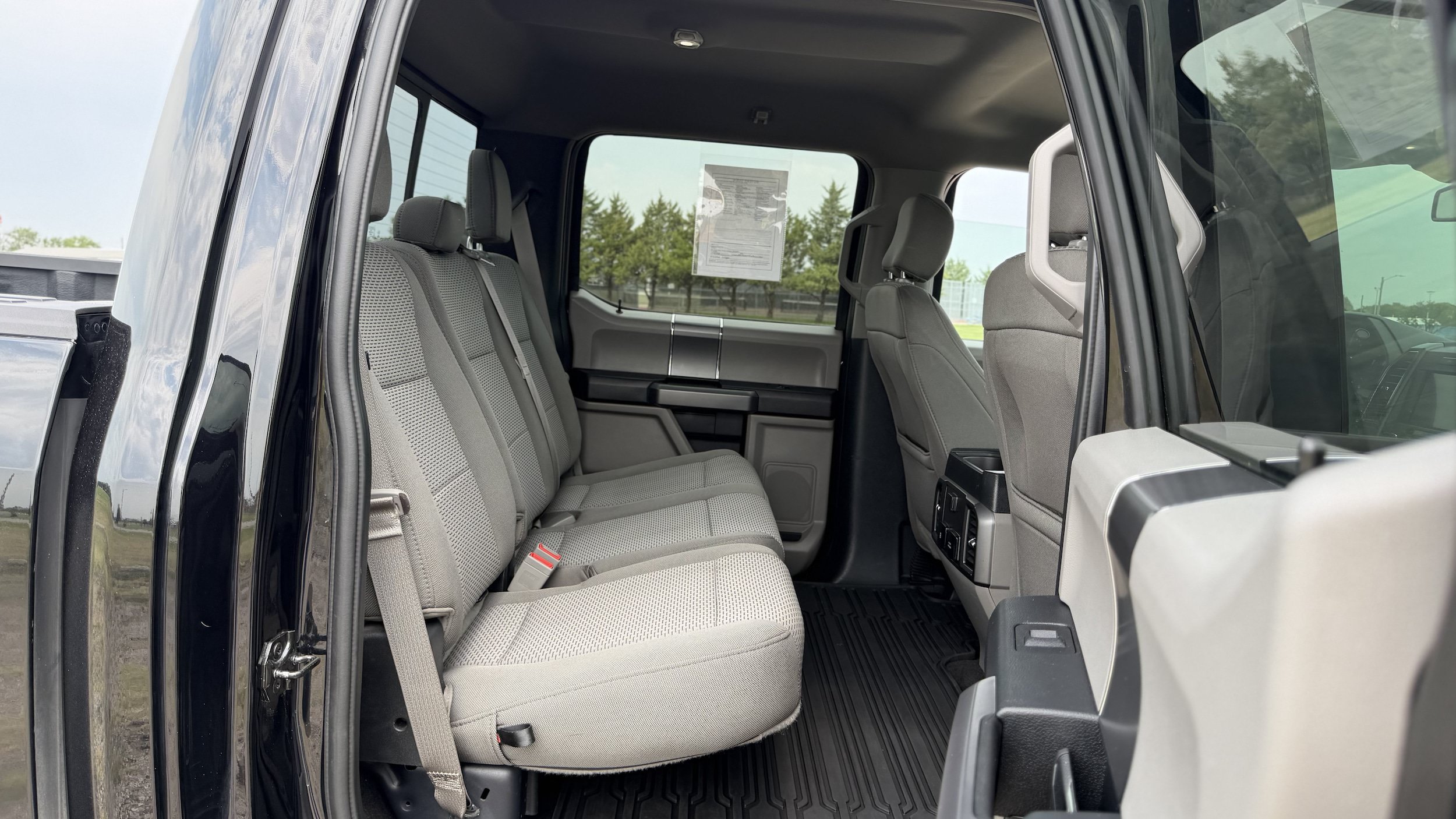 Certified 2019 Ford F150 XLT w/ Equipment Group 302A Luxury AWD/4WD image 18