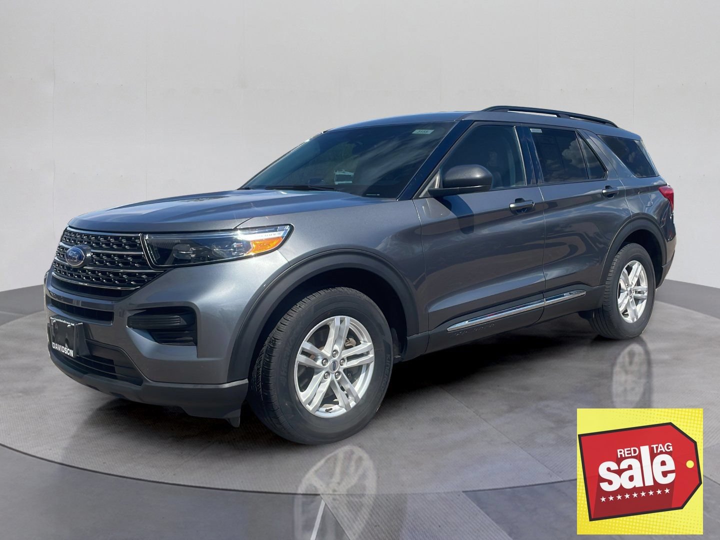 Certified 2023 Ford Explorer XLT AWD/4WD image 1