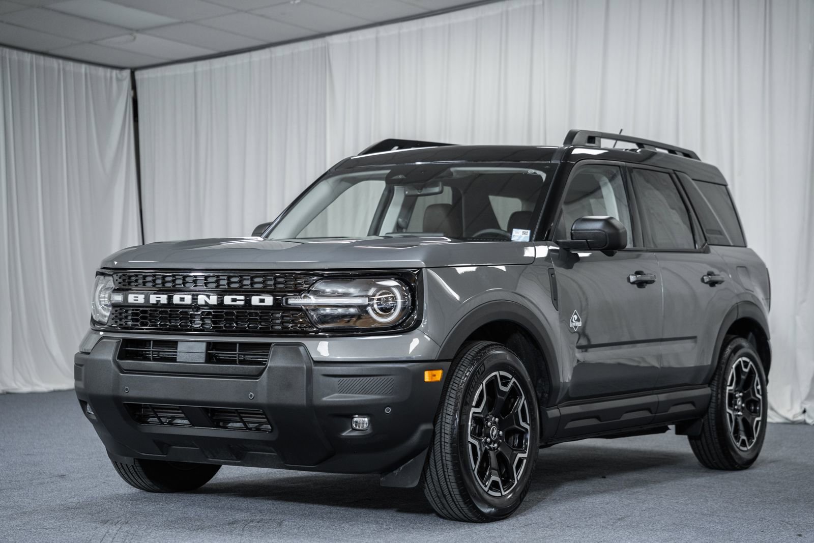 Certified 2025 Ford Bronco Sport Outer Banks w/ Outer Banks Tech Package+ image 3