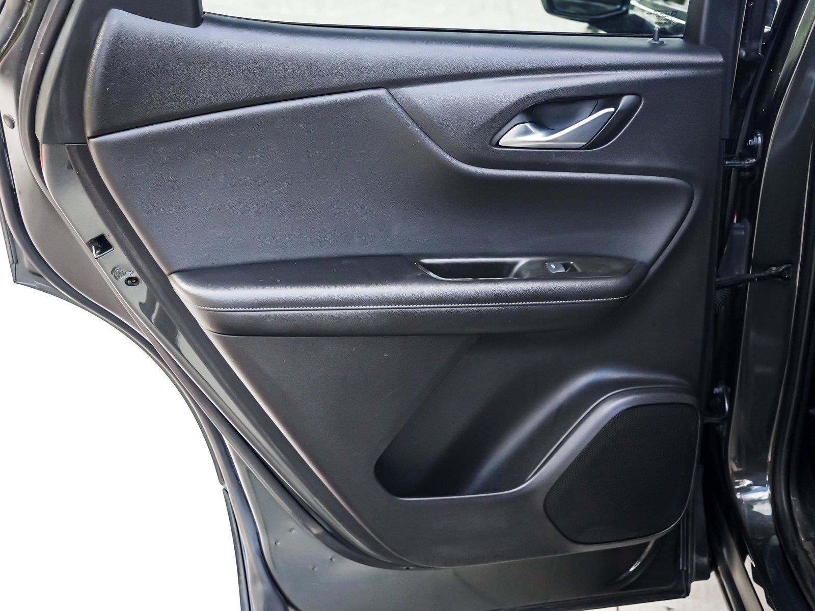 Used 2020 Chevrolet Blazer LT FWD image 31