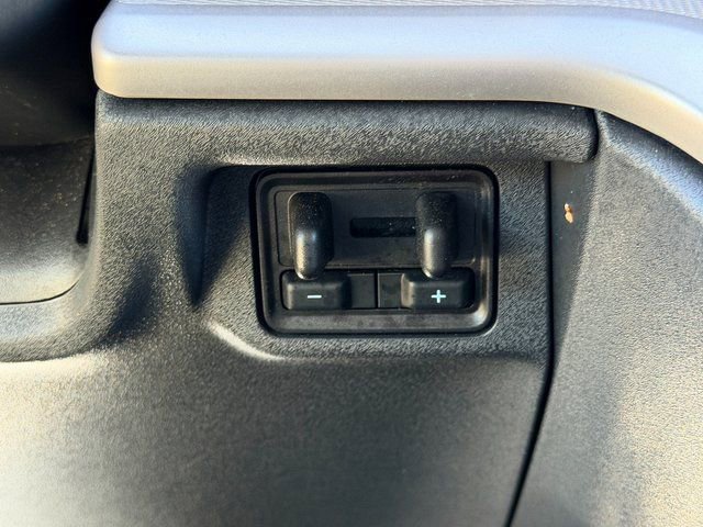 Certified 2025 Ford Expedition Active AWD/4WD image 34