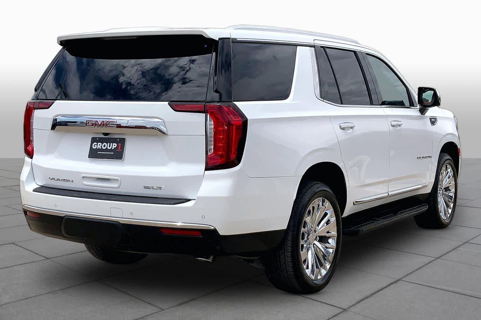 Used 2022 GMC Yukon SLT w/ SLT Premium Package AWD/4WD image 13