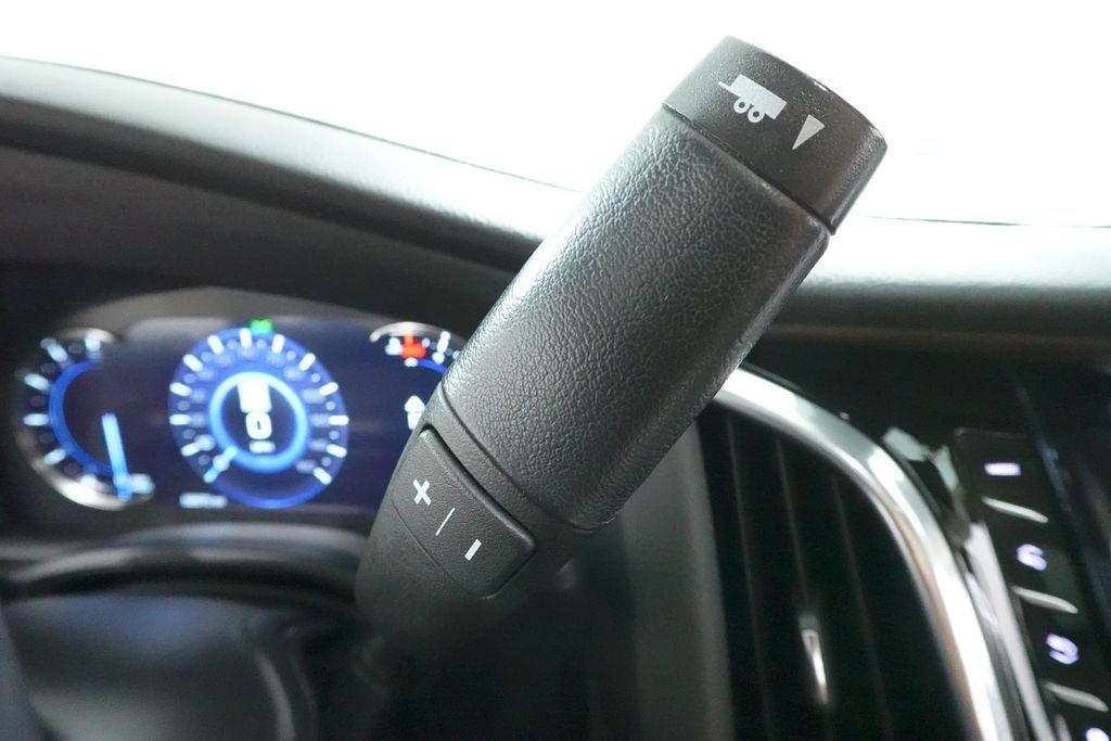 Used 2020 Cadillac Escalade Luxury AWD/4WD image 18