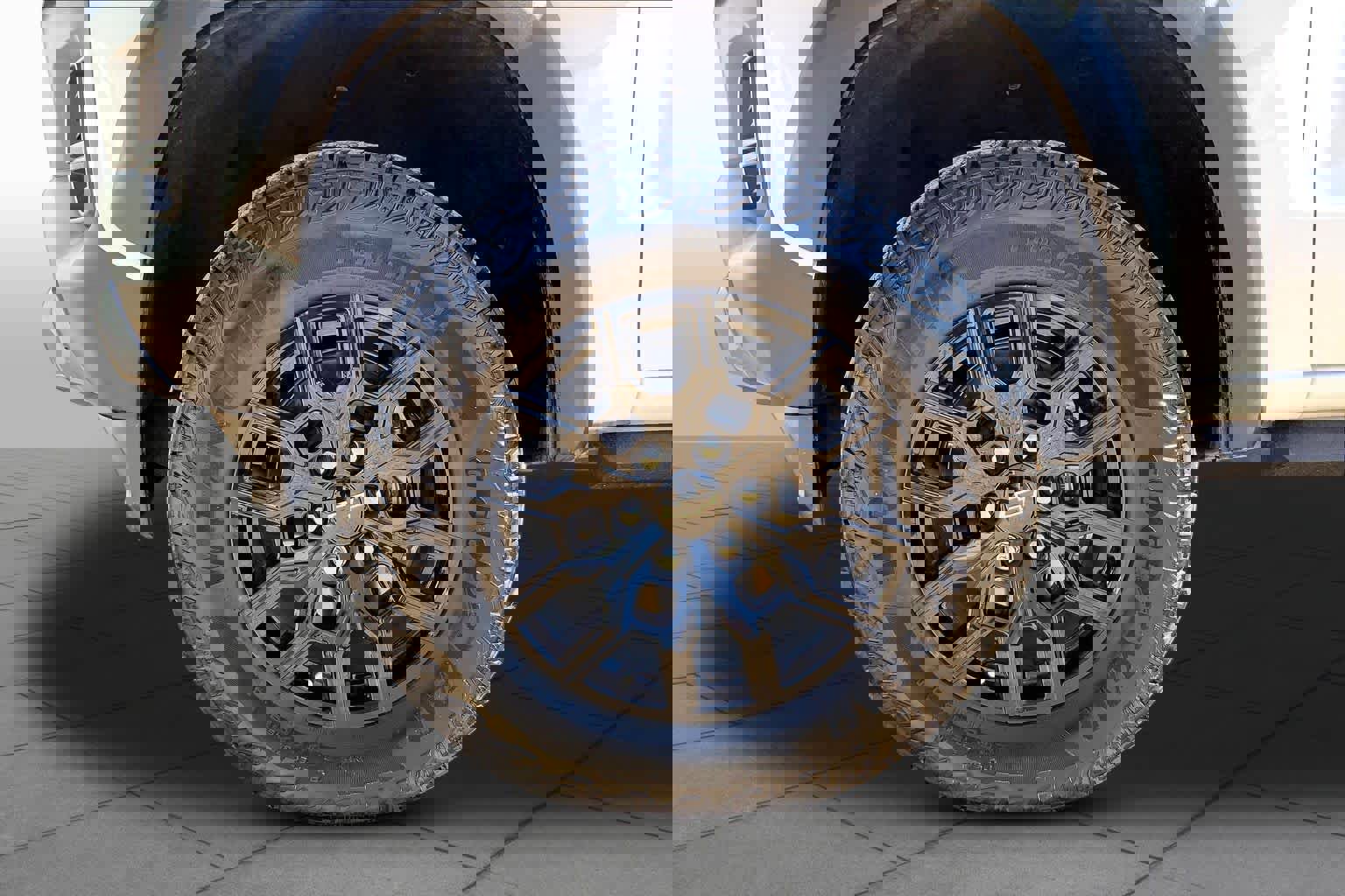 Used 2024 Chevrolet Colorado Trail Boss w/ Technology Package image 13