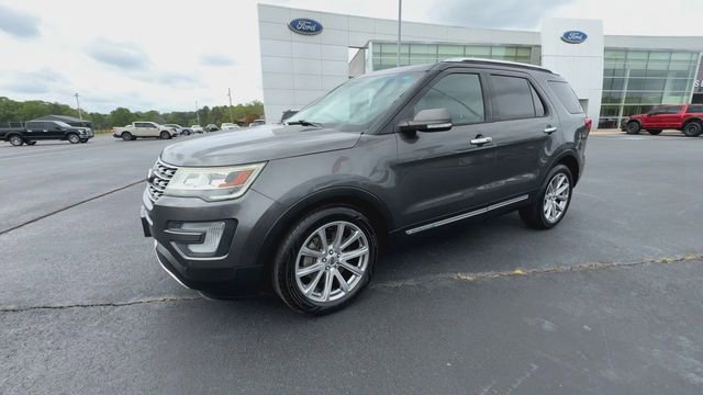 Certified 2017 Ford Explorer Limited FWD image 2