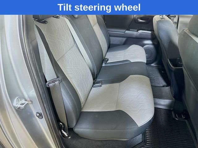 Used 2022 Toyota Tacoma TRD Off-Road w/ Technology Package AWD/4WD image 16