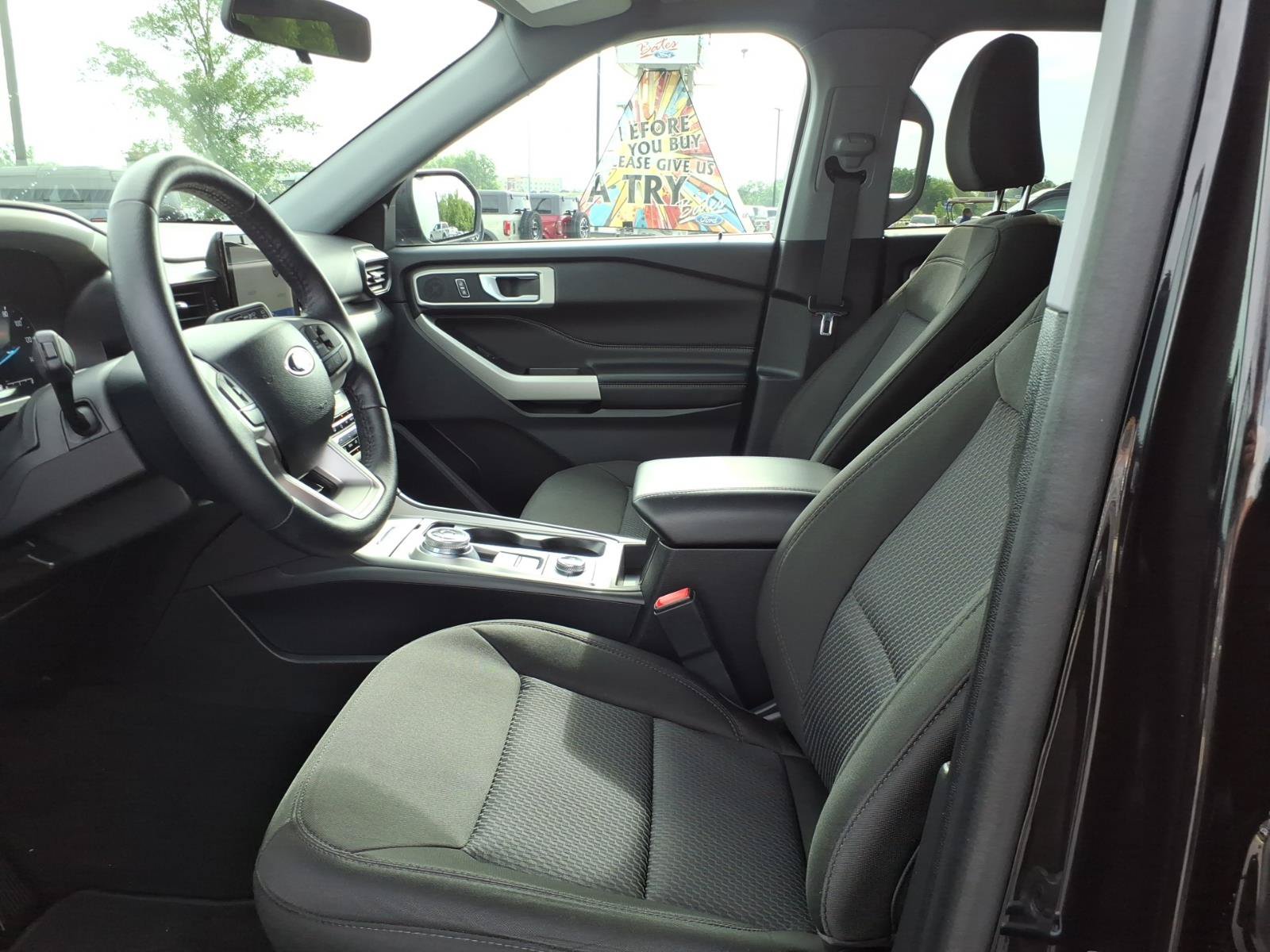 Certified 2023 Ford Explorer XLT AWD/4WD image 10