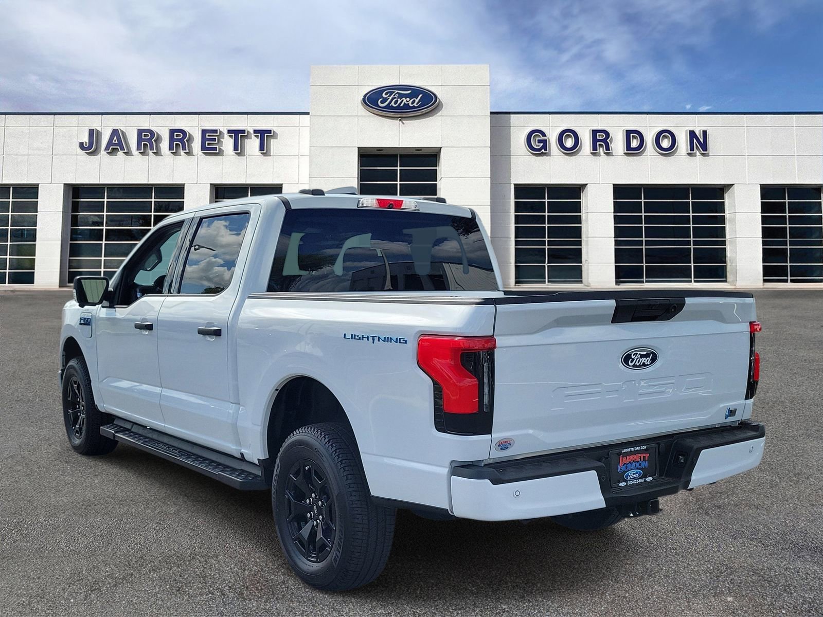 Certified 2025 Ford F150 Lightning XLT AWD/4WD image 3