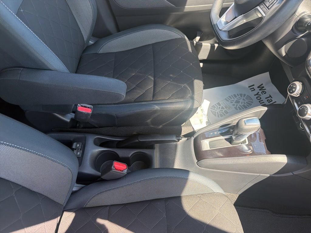Used 2020 Nissan Kicks S FWD image 40