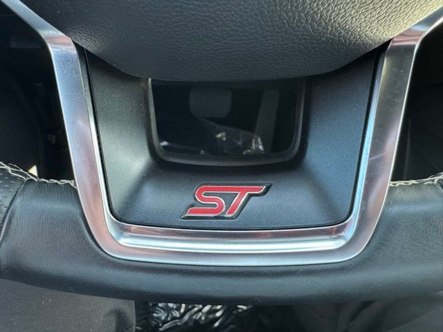 Certified 2020 Ford Explorer ST w/ Premium Technology Package AWD/4WD image 42