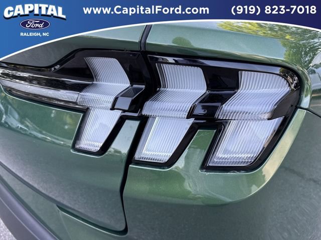 Certified 2025 Ford Mustang Mach-E Premium image 15