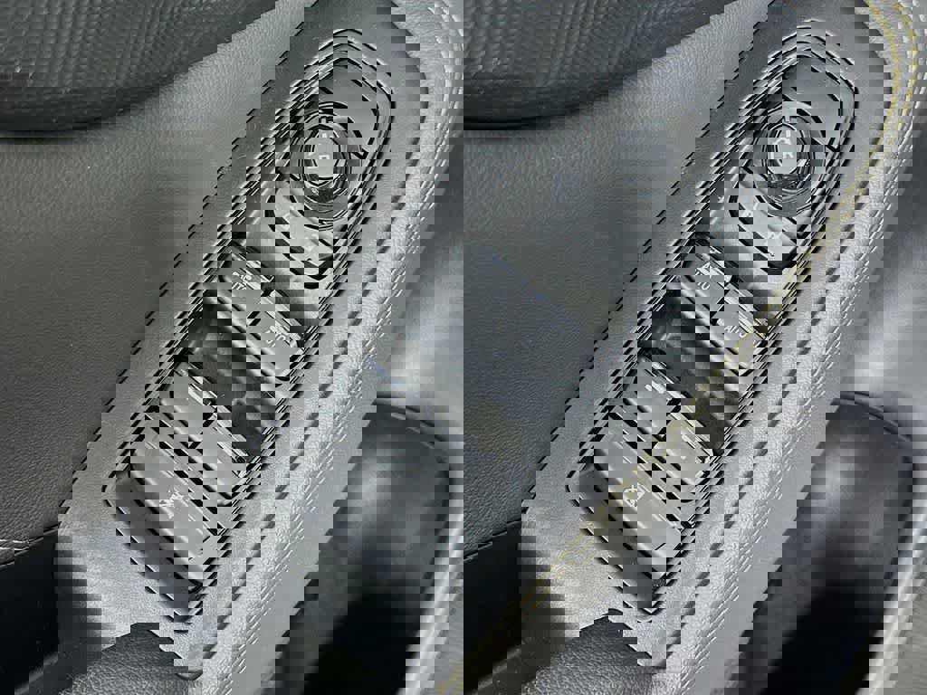 Used 2023 Subaru Forester Wilderness w/ Wilderness Package AWD/4WD image 30