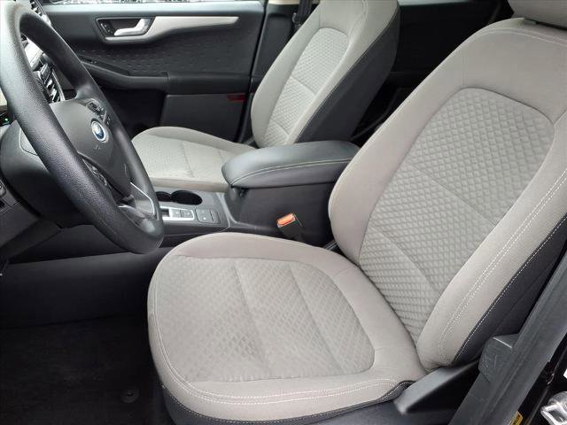 Certified 2020 Ford Escape SE image 19