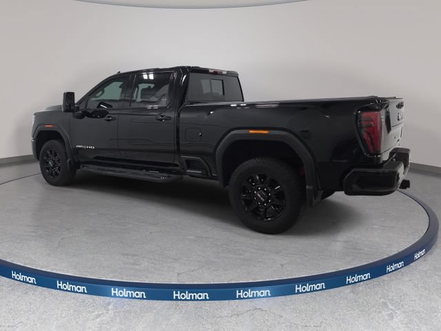 Used 2024 GMC Sierra 2500 AT4 w/ Technology Package AWD/4WD image 8