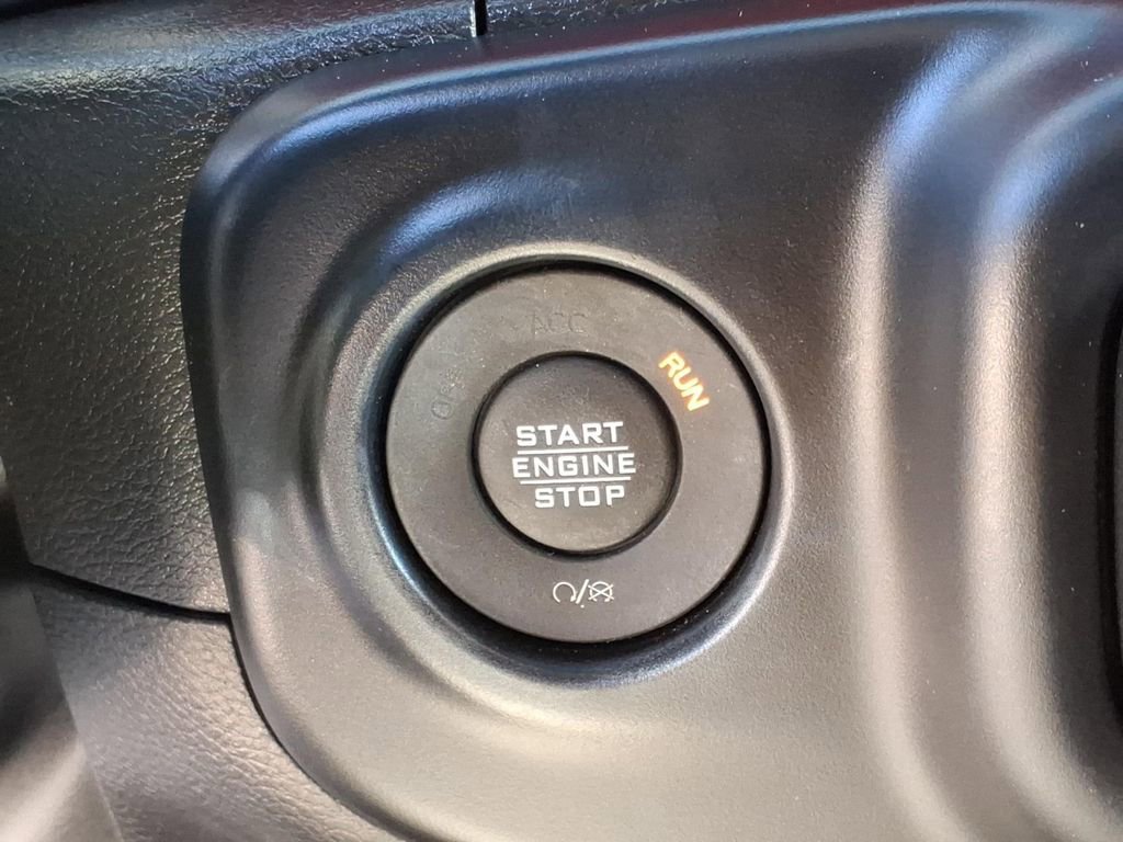 Used 2023 Jeep Wrangler Unlimited Rubicon AWD/4WD image 25