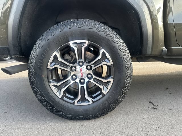 Used 2023 GMC Canyon AT4 w/ AT4 Premium Package AWD/4WD image 11