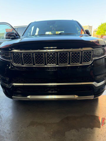 Used 2022 Jeep Grand Wagoneer Series I AWD/4WD image 13