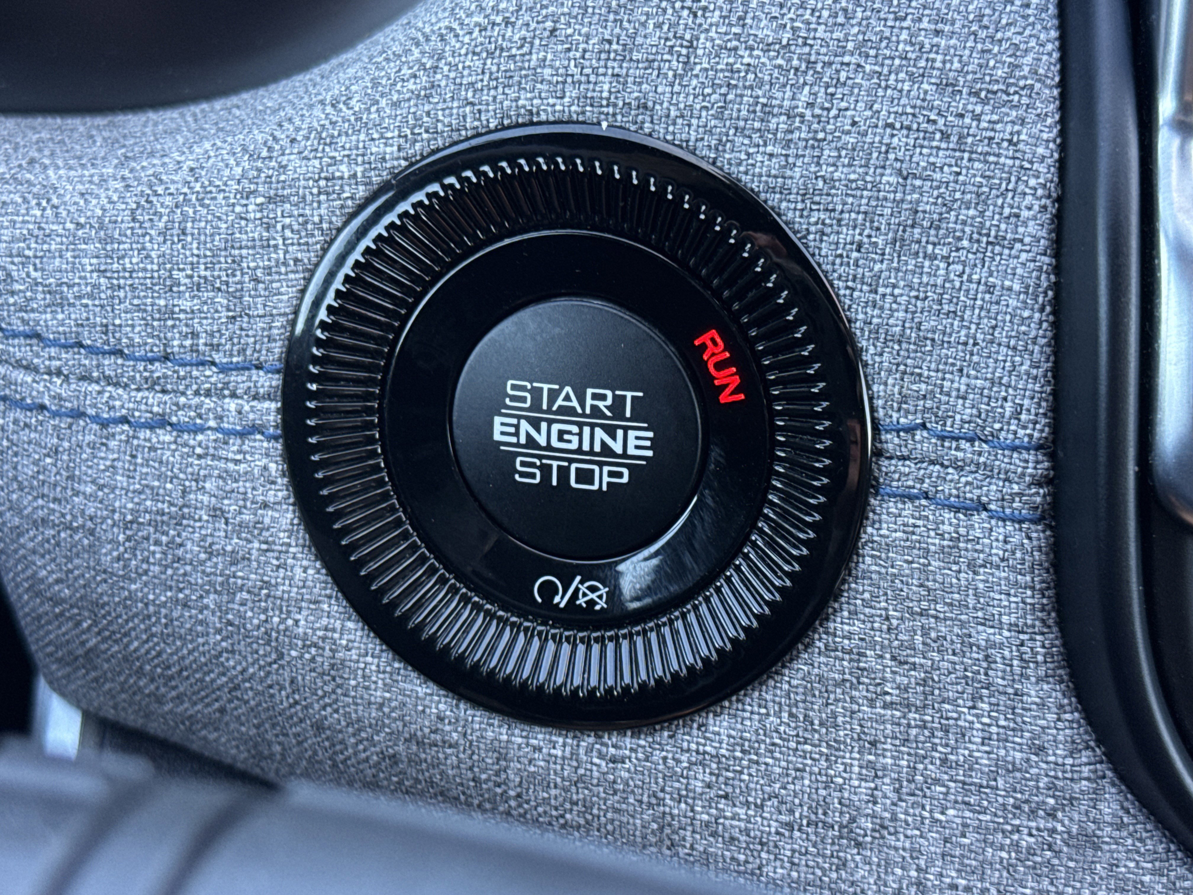 Used 2024 Jeep Compass Latitude image 24