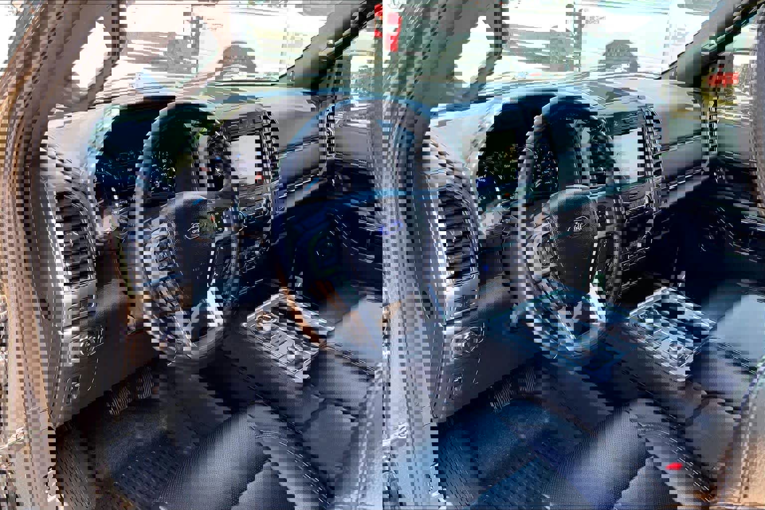 Certified 2021 Ford Expedition Max XLT image 18