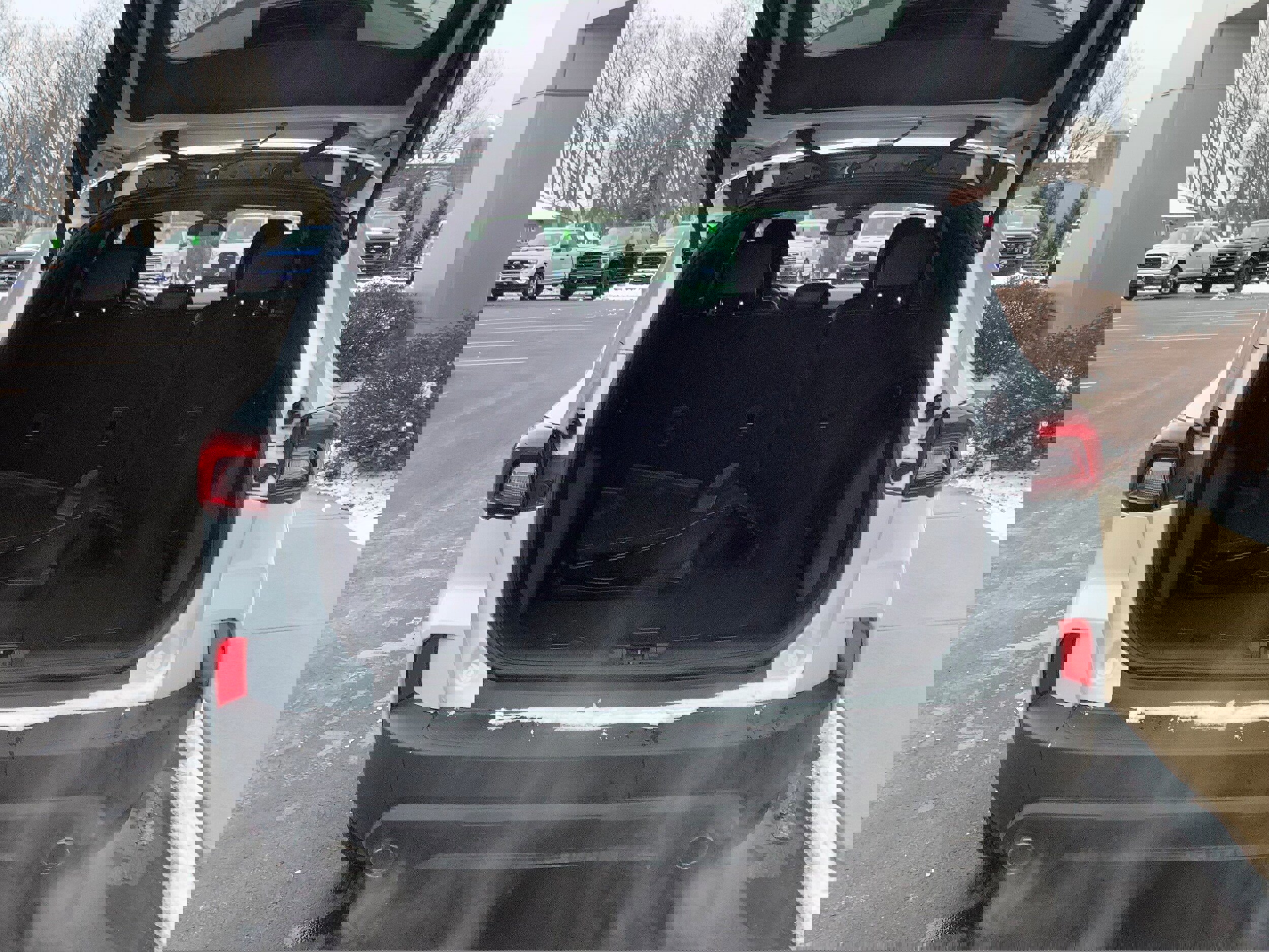 Certified 2025 Ford Escape ST-Line Elite image 6