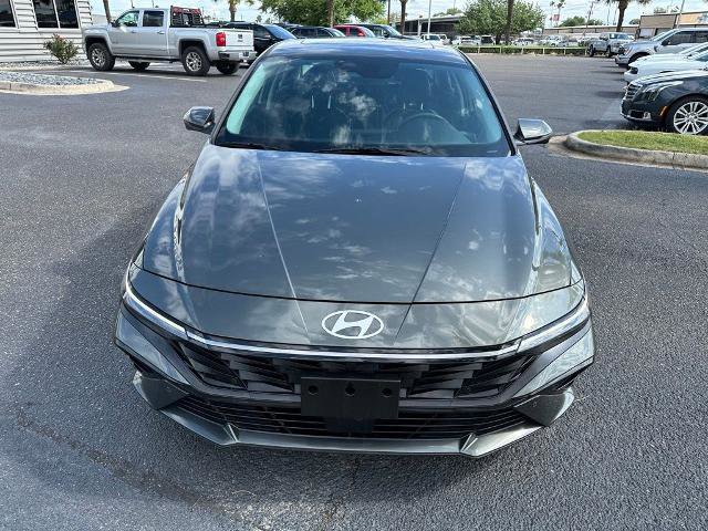 Used 2024 Hyundai Elantra Limited FWD image 9