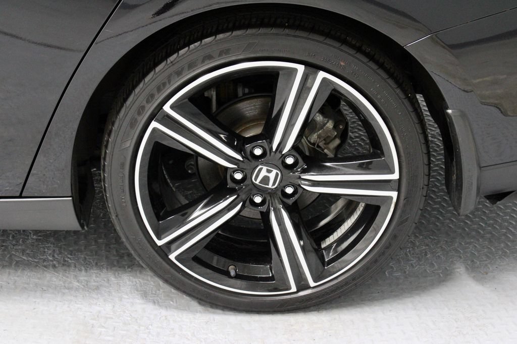 Used 2023 Honda Accord Sport image 18