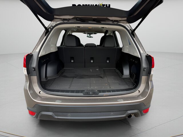 Used 2023 Subaru Forester Limited AWD/4WD image 12