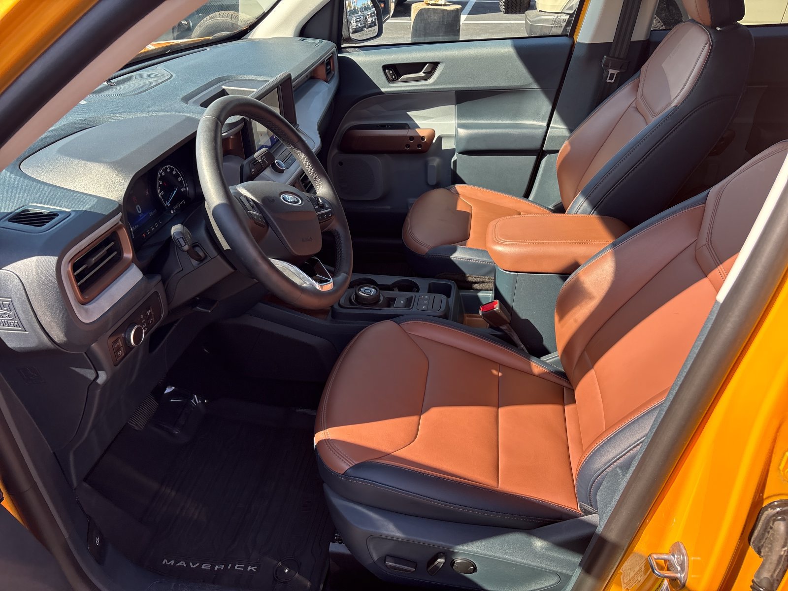 Certified 2023 Ford Maverick Lariat w/ Lariat Luxury Package FWD image 11