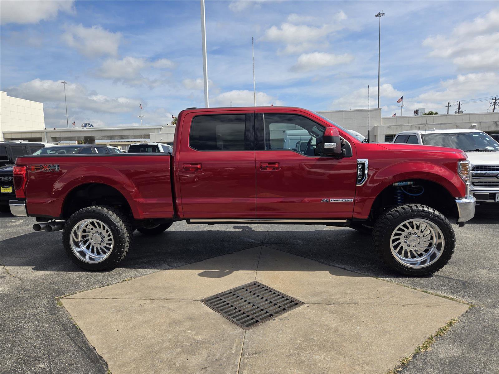 Certified 2022 Ford F250 Lariat w/ Lariat Ultimate Package AWD/4WD image 3
