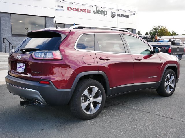 Used 2019 Jeep Cherokee Limited w/ Luxury Group AWD/4WD image 8