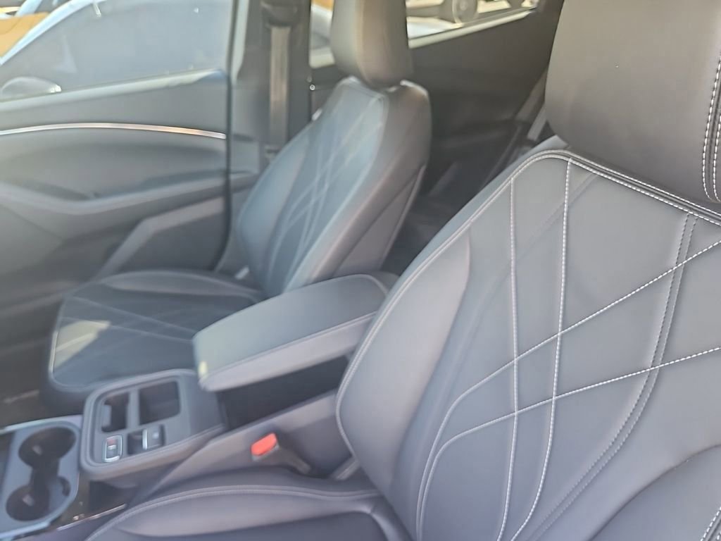 Certified 2025 Ford Mustang Mach-E Select w/ Interior Protection Package image 4