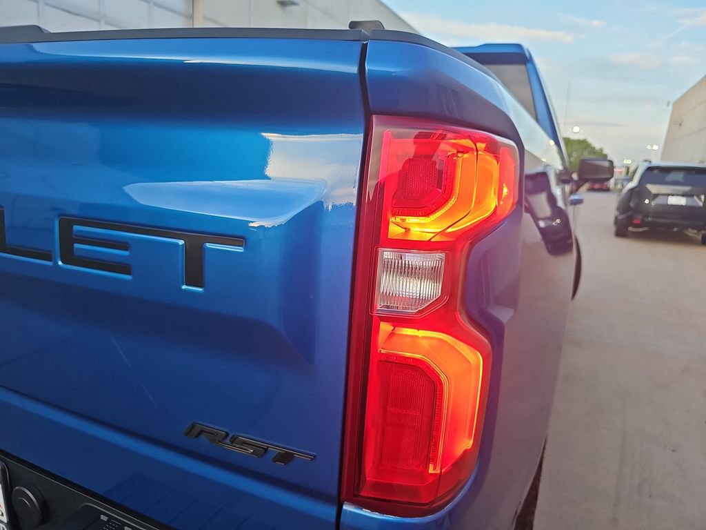 Used 2022 Chevrolet Silverado 1500 RST w/ RST All Star Premium Package AWD/4WD image 32