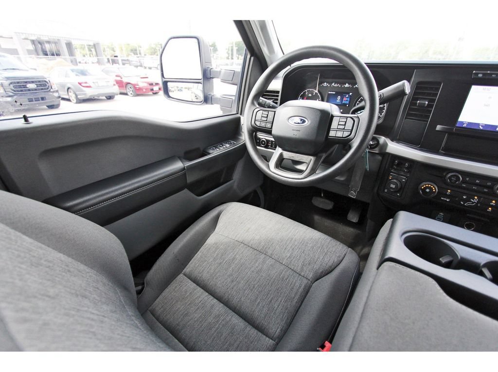 Certified 2024 Ford F250 XL w/ STX Appearance Package AWD/4WD image 10
