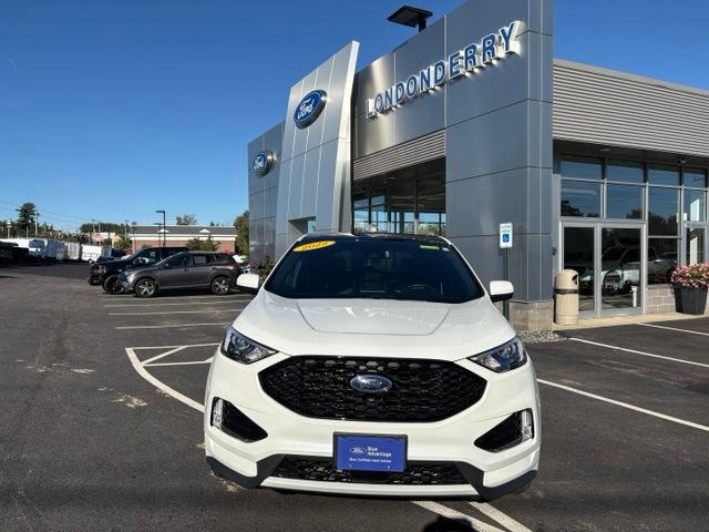Certified 2022 Ford Edge ST-Line w/ Class II Trailer Tow Package AWD/4WD image 8