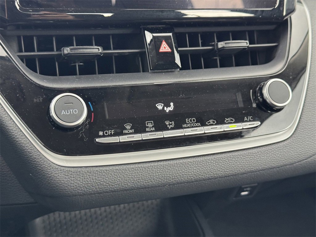 Used 2024 Toyota Corolla LE image 14