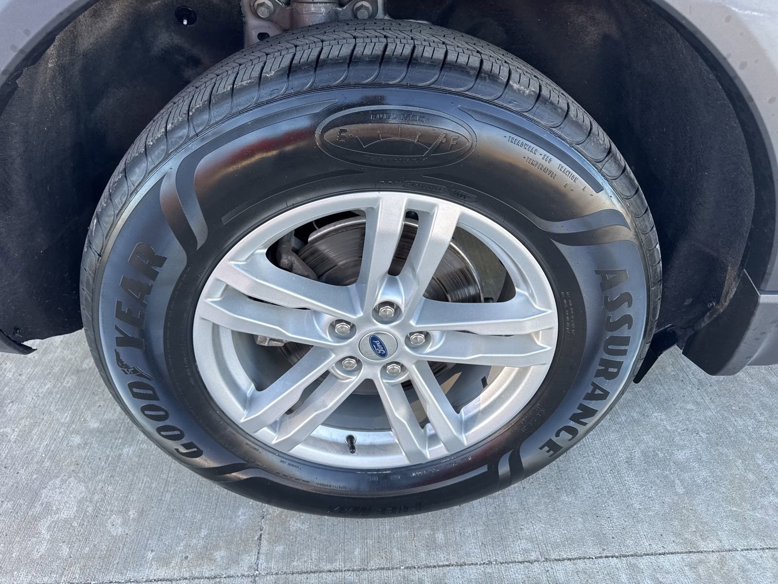 Certified 2023 Ford Explorer XLT w/ Equipment Group 202A image 21