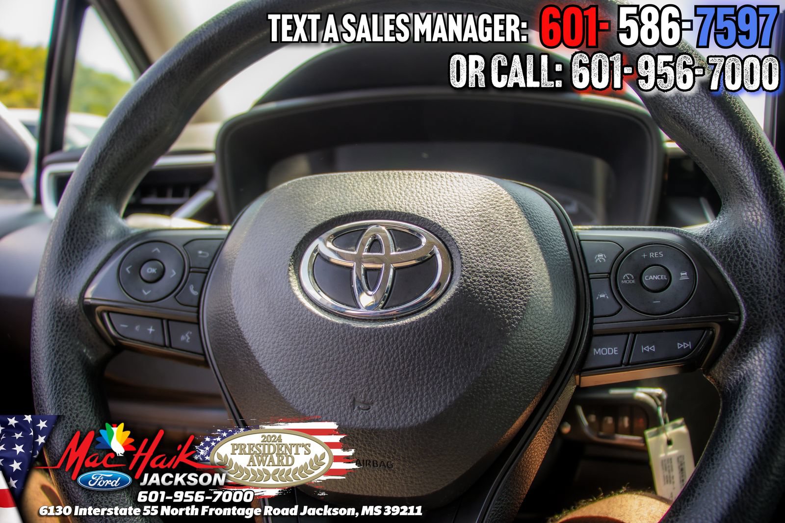 Used 2024 Toyota Corolla LE FWD image 12