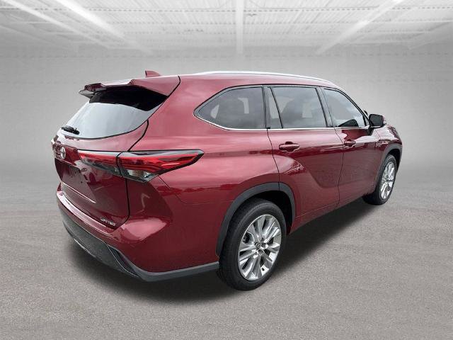 Used 2021 Toyota Highlander Limited FWD image 8