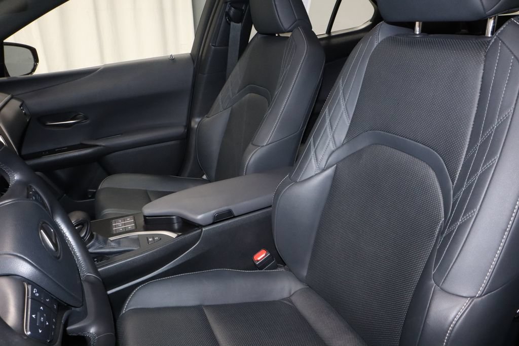 Used 2023 Lexus UX 250h AWD w/ Accessory Package (Z1) image 27